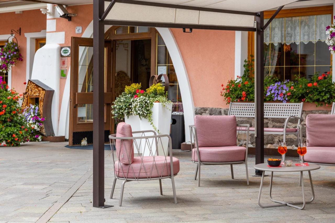 Hotel La Serenella Moena Extérieur photo